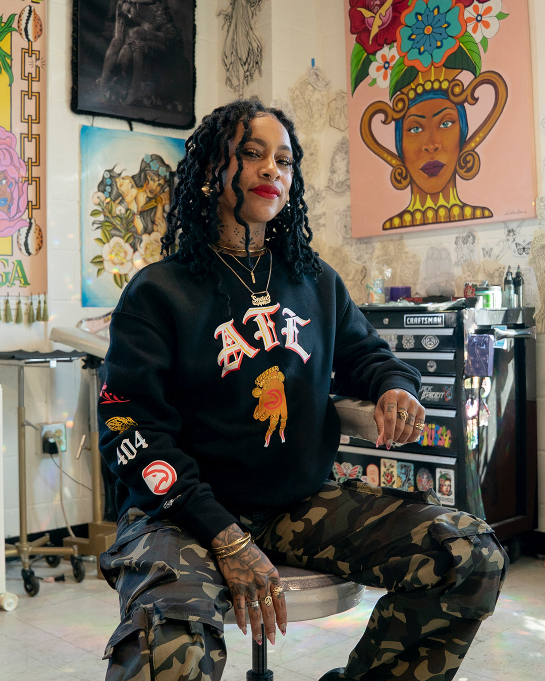 Atlanta Hawks x Debbi Snax Crewneck