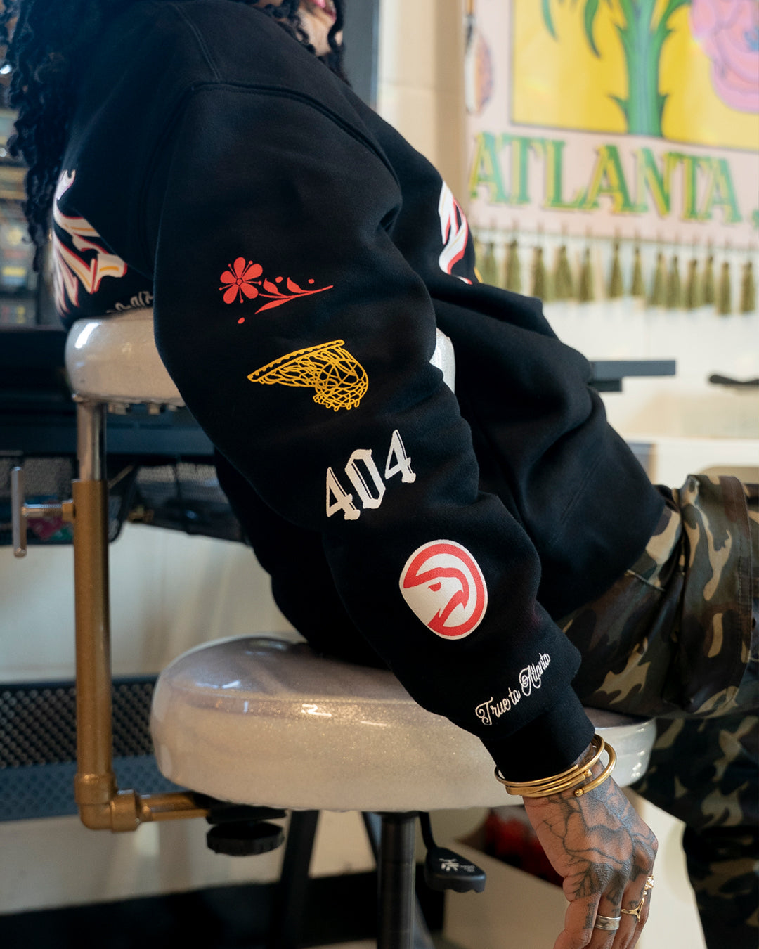 Atlanta Hawks x Debbi Snax Crewneck