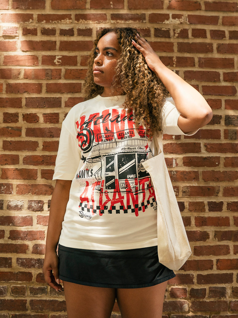 New Era Hawks Off White Graphic Tee