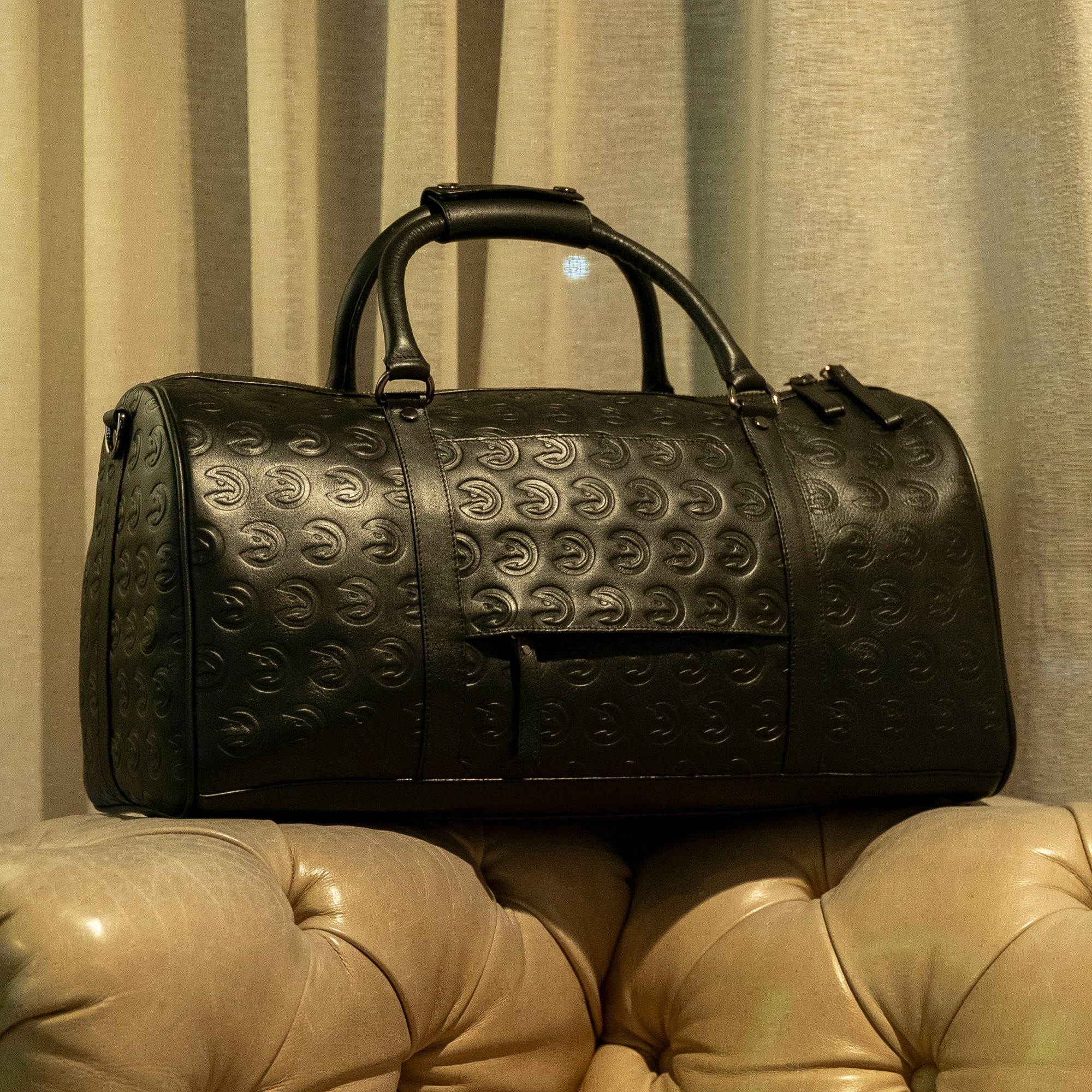 Member Hawks Savell Black Premium Leather Duffle