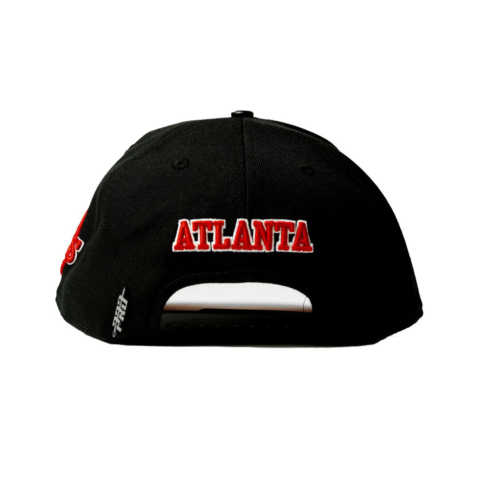 Pro Standard Hawks Black Snapback Curve Visor