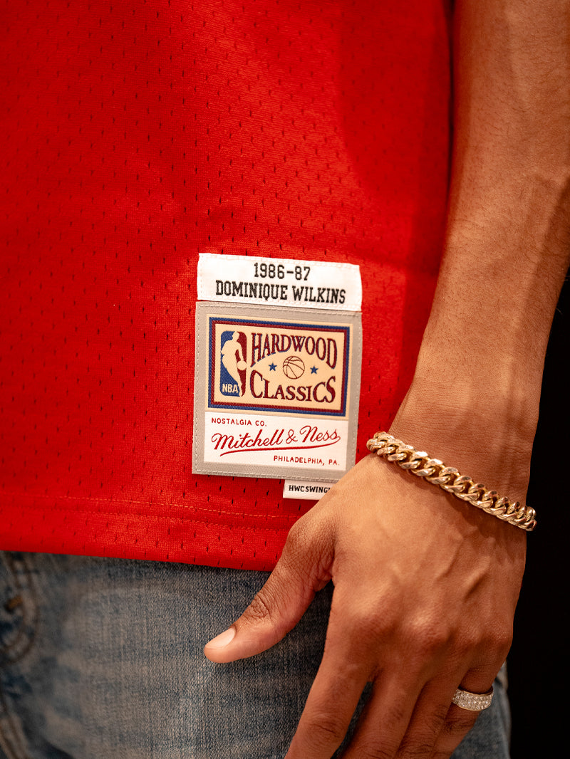 Mitchell & Ness Hawks 1986 Dominique Wilkins Road Swingman Jersey