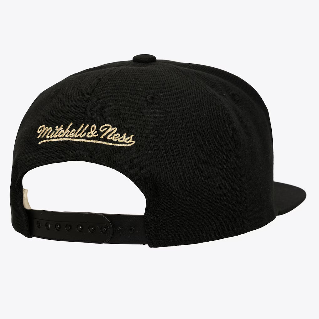Mitchell & Ness Hawks Cream Script Snapback